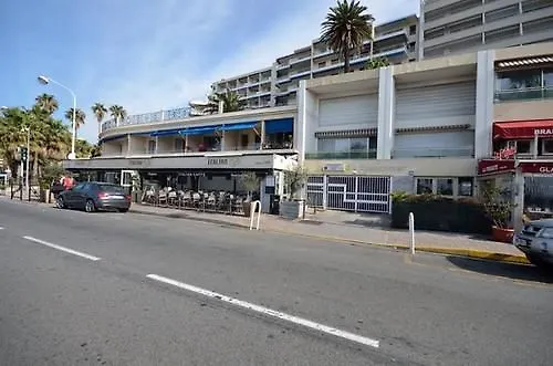 Le Panoramer Sea View Cannes Apartment